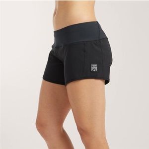 Oiselle Roga Long Shorts Black Size 8